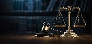 Scales of justice and gavel — Missouri law and accountability